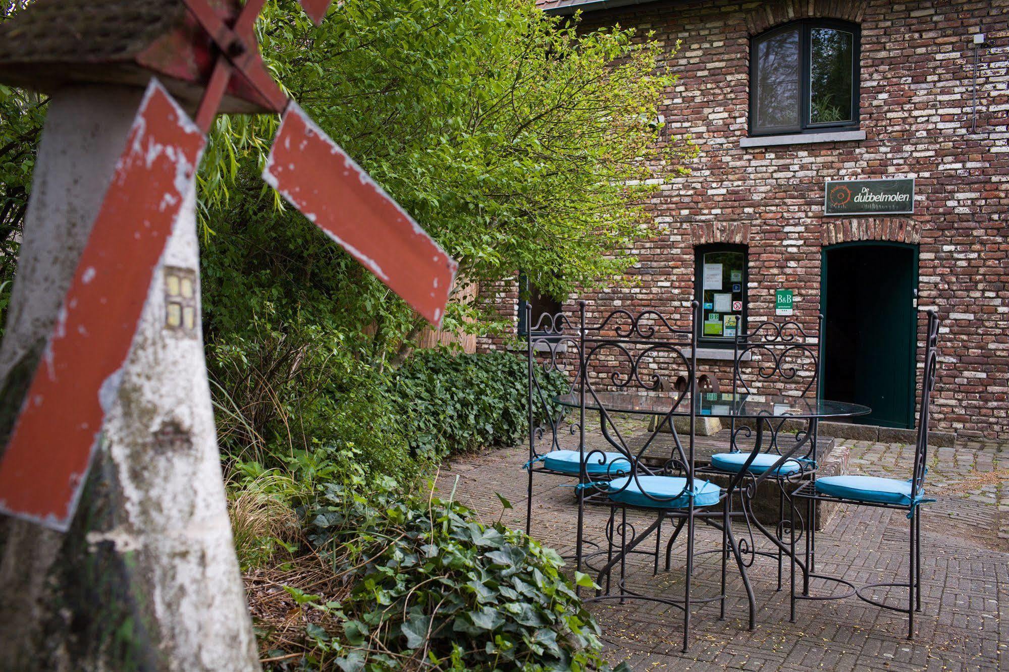 B&B De Dubbelmolen Tongeren Exteriér fotografie